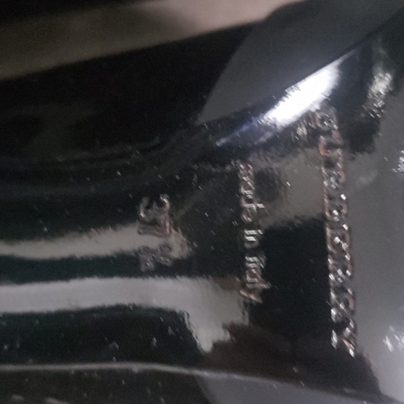 New Burberry Prorsum black patent leather heels - Picture 5 of 5